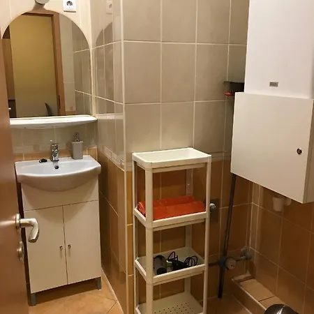 Belvaros Apartman Еґер