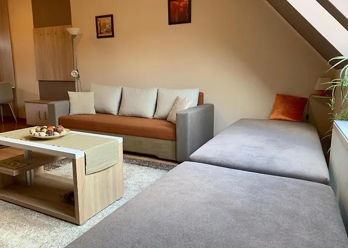 Belváros Apartman * Eger